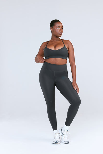 Thin Skin Leggings in Teal!! @tayione is simply perfection