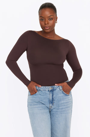 365 SECOND SKIN BOAT NECK LONG SLEEVE TOP - ESPRESSO