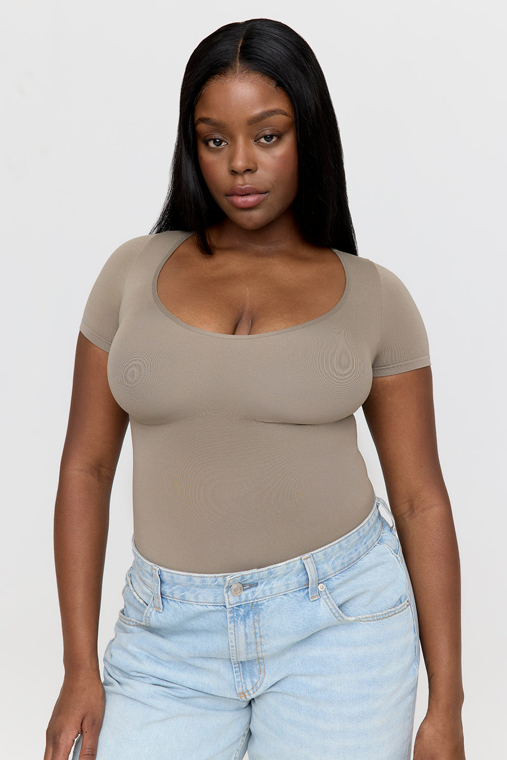 365 CONTOUR SHORT SLEEVE SHAPING BODYSUIT - STONE KHAKI