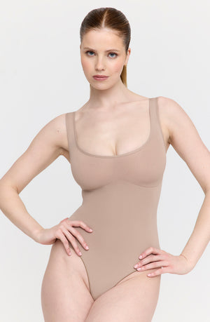 365 CONTOUR STRAPPY SHAPING BODYSUIT - CAPPUCCINO