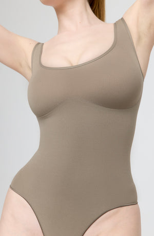 365 CONTOUR STRAPPY SHAPING BODYSUIT - STONE KHAKI