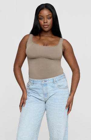 365 CONTOUR STRAPPY SHAPING BODYSUIT - STONE KHAKI