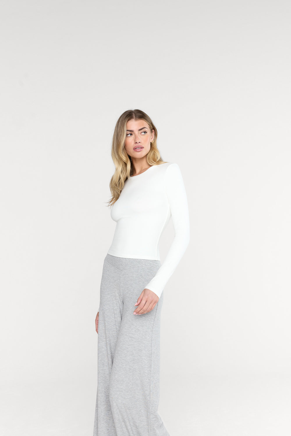 365 SCULPTING LOUNGE LONG SLEEVE TOP - COCONUT MILK