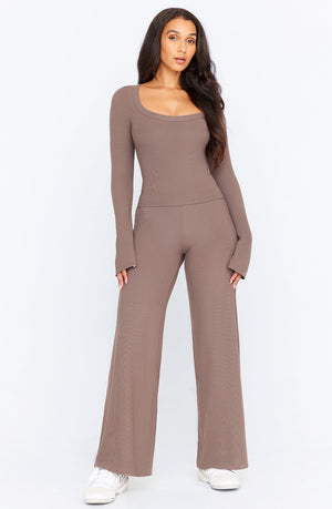 365 SCULPTING LOUNGE SPLIT LONG SLEEVE TOP - MOCHA