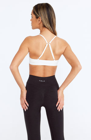 SCULPT SEAMLESS MINI SPORTS BRA - MILK MARL