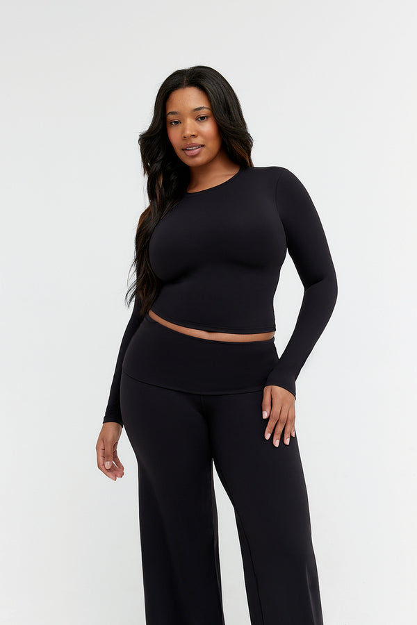 Super extra warmth long-sleeved seamless top