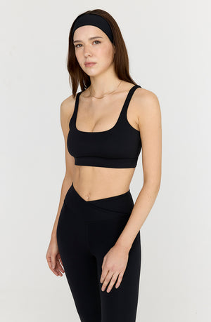 DAYFLEX ESSENTIAL SQUARE NECK SPORTS BRA - SHADOW BLACK