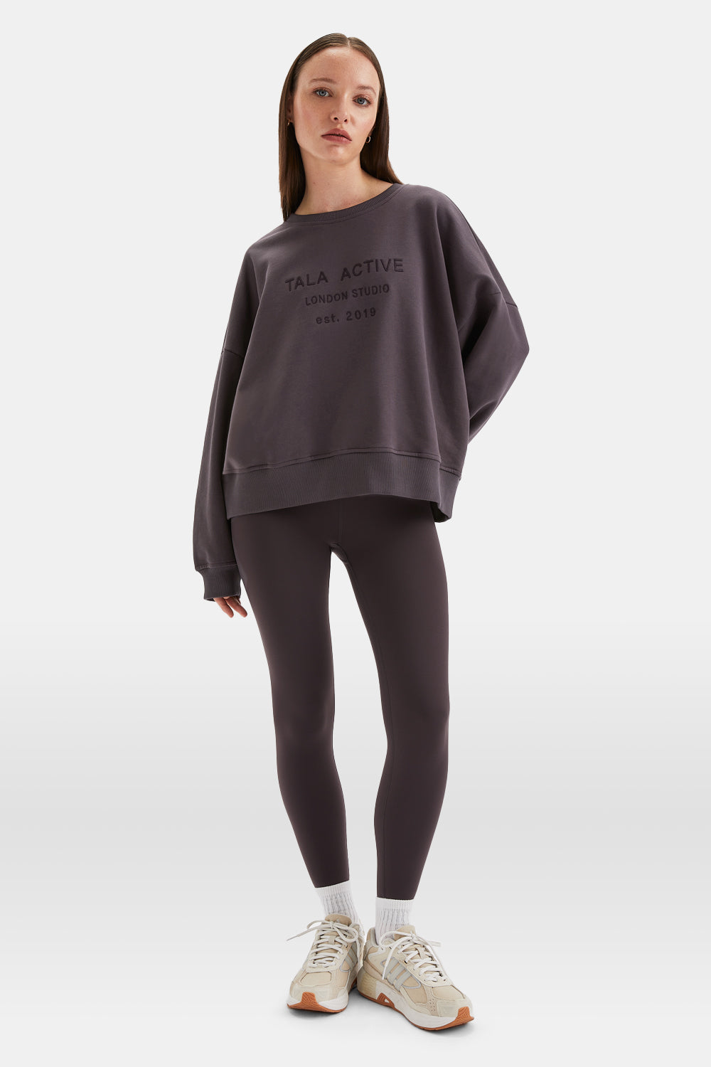 TALA STUDIO OVERSIZED FIT GIRLFRIEND SWEATSHIRT- COOL ESPRESSO