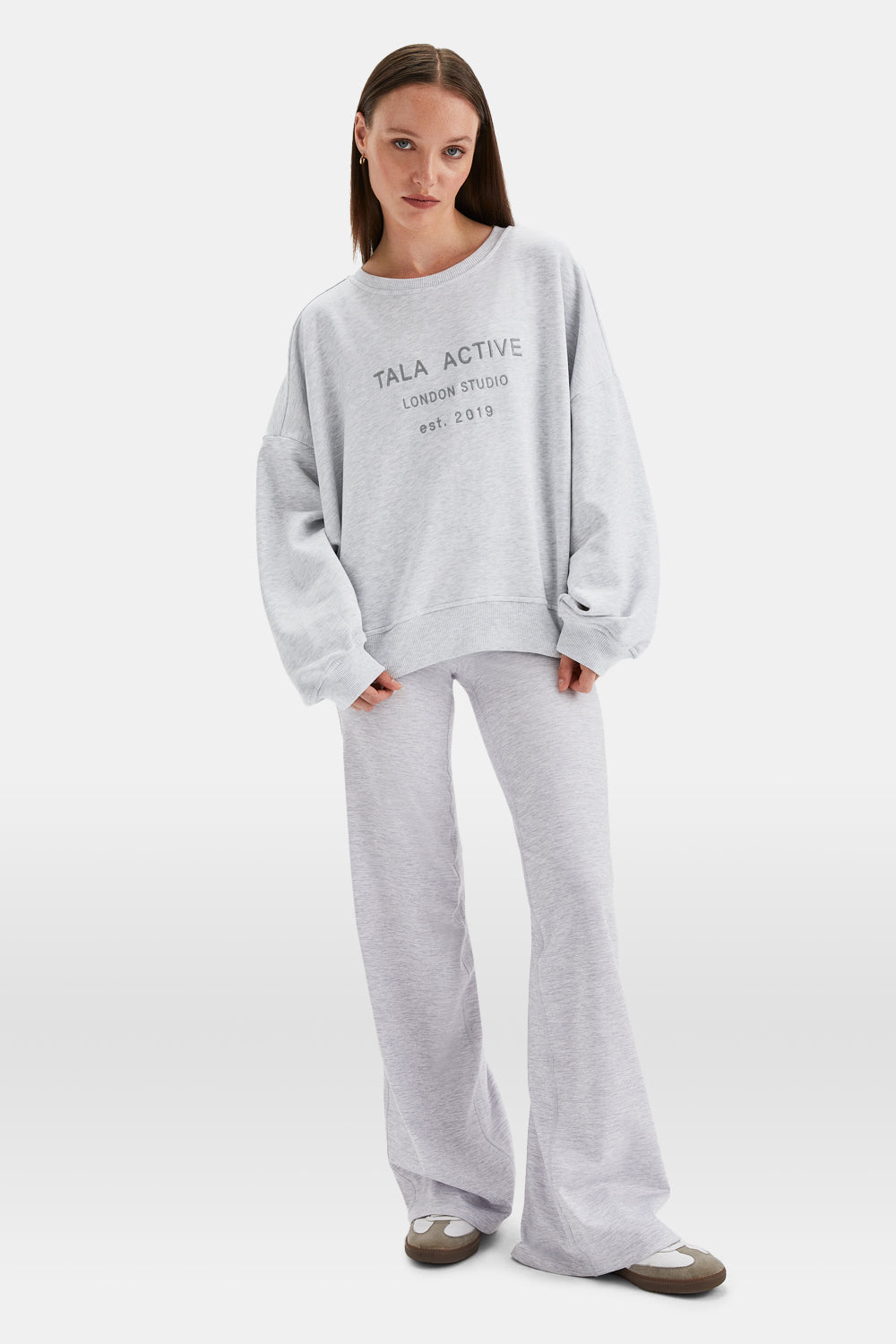 TALA STUDIO OVERSIZED FIT GIRLFRIEND SWEATSHIRT- GREY MARL