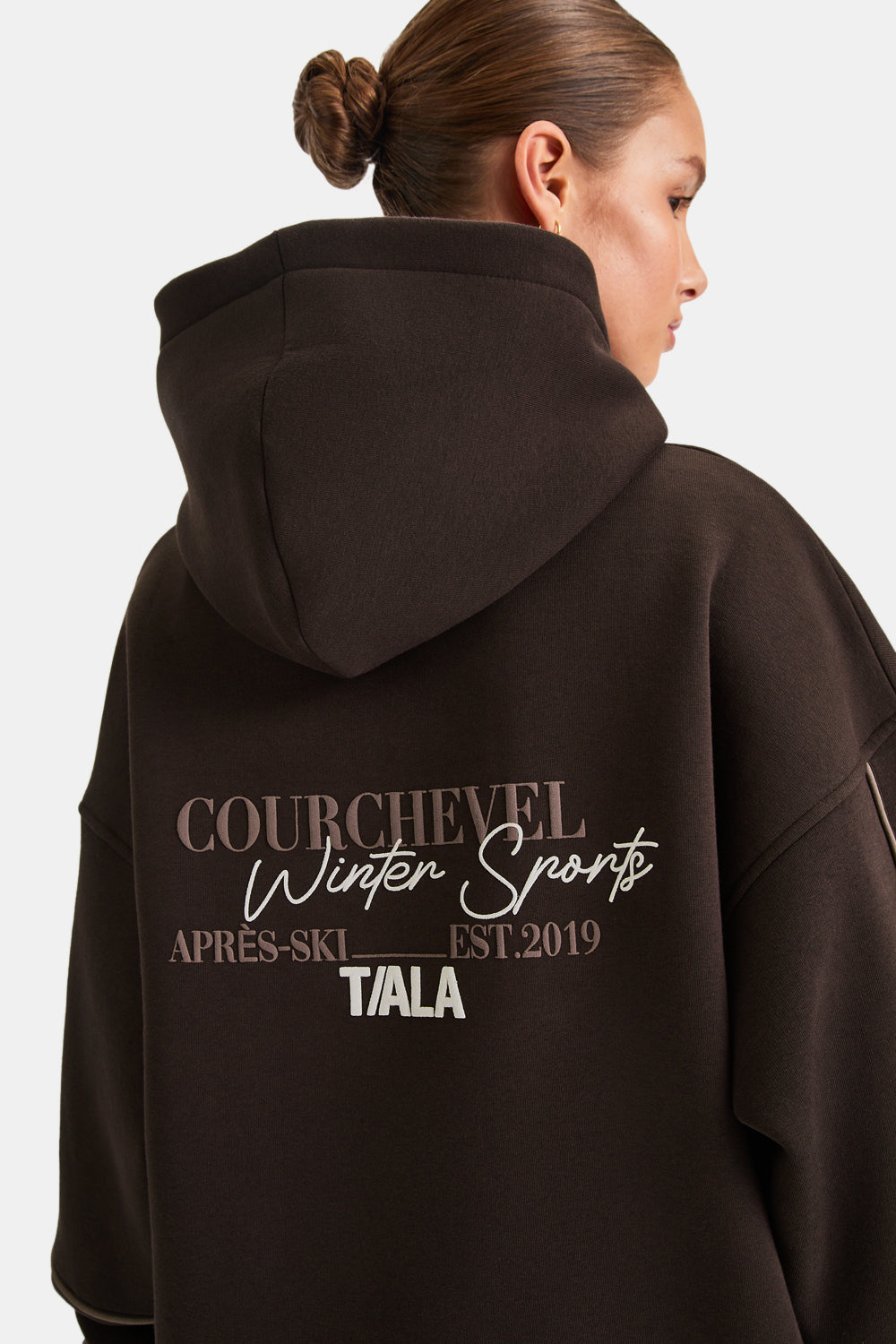 TALA WINTER SPORTS OVERSIZED HOODIE - AMERICANO