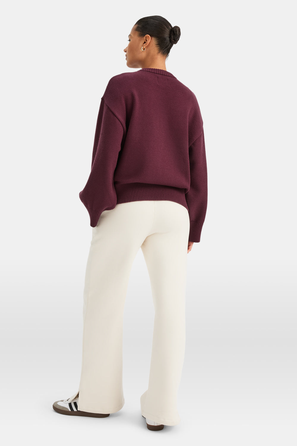 T LOGO KNIT SWEATER - BURGUNDY AND BUTTERMILK