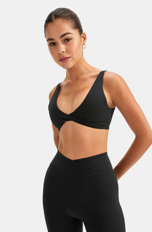 DAYFLEX TWIST FRONT SPORTS BRA - SHADOW BLACK