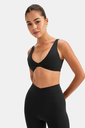 DAYFLEX TWIST FRONT SPORTS BRA - SHADOW BLACK