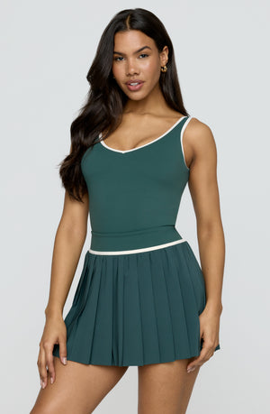 DayFlex Pleated Tennis Skort - Hunter Green And Buttermilk