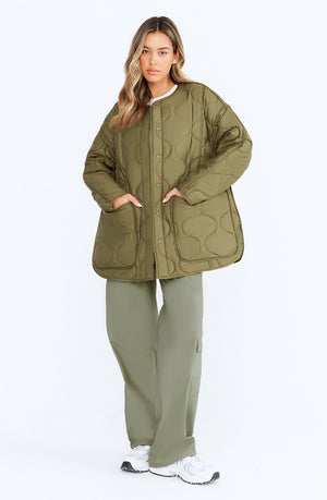 OVERSIZED REVERSIBLE QUILTED JACKET- LIGHT OLIVE AND ARMY GREEN