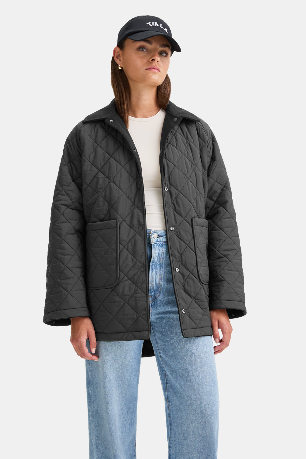 OVERSIZED REVERSIBLE FLEECE AND QUILTED EVERYTHING JACKET - BLACK