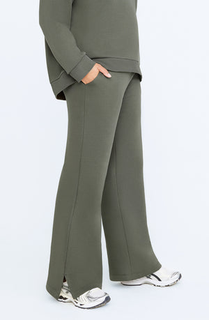 TALA ACTIVE WIDE LEG JOGGER- DARK OLIVE