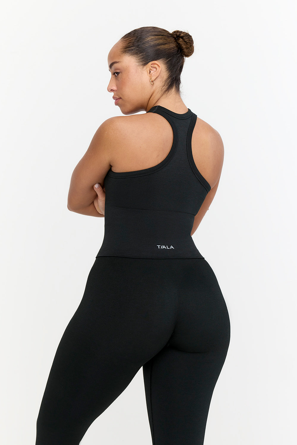 SCULPT SEAMLESS RIBBED RACER TANK - BLACK MARL