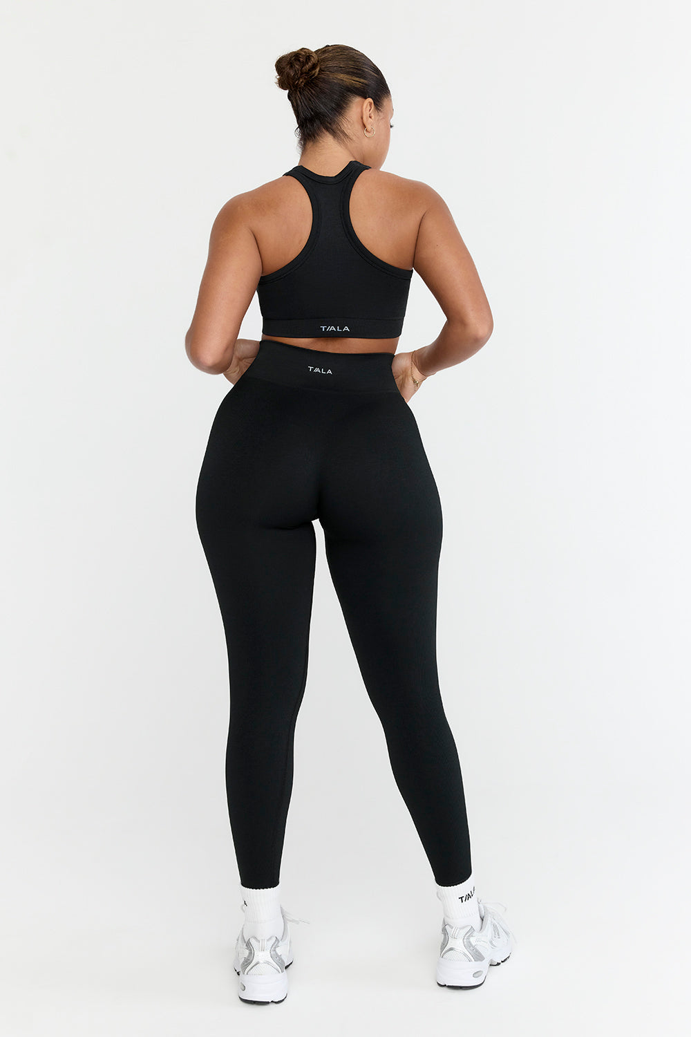Black Ribbed Seamless Yoga Set  High-Waist Workout Set - Fix Dancewear