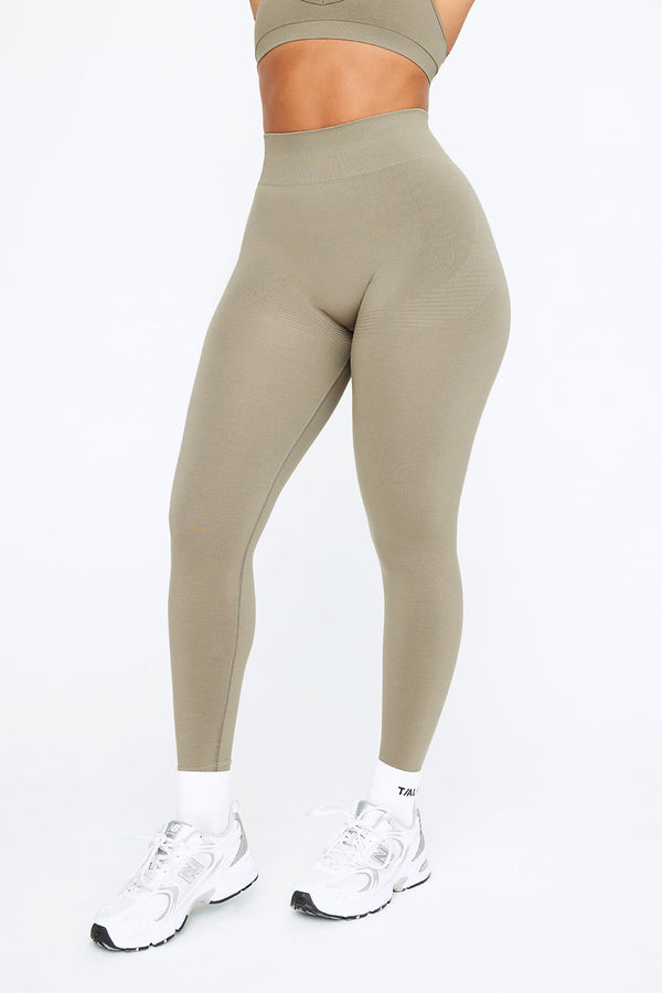 Unified High Waisted Leggings | Plum Brown