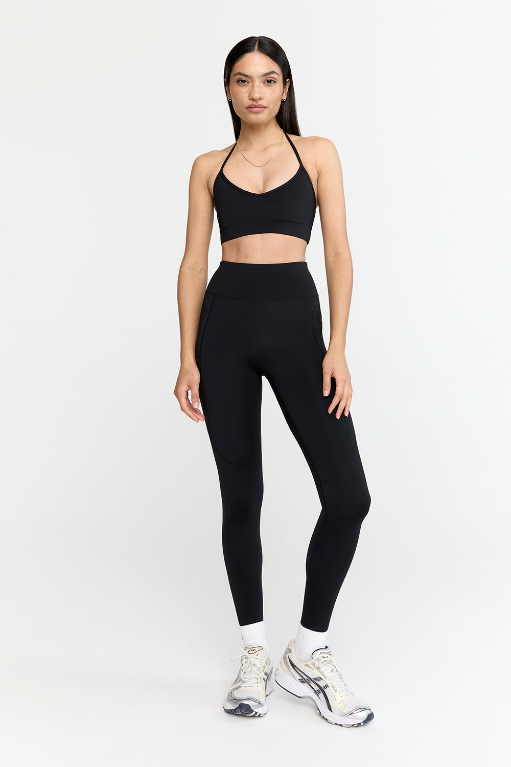 Shoppers say these breathable activewear pieces 'hold everything in