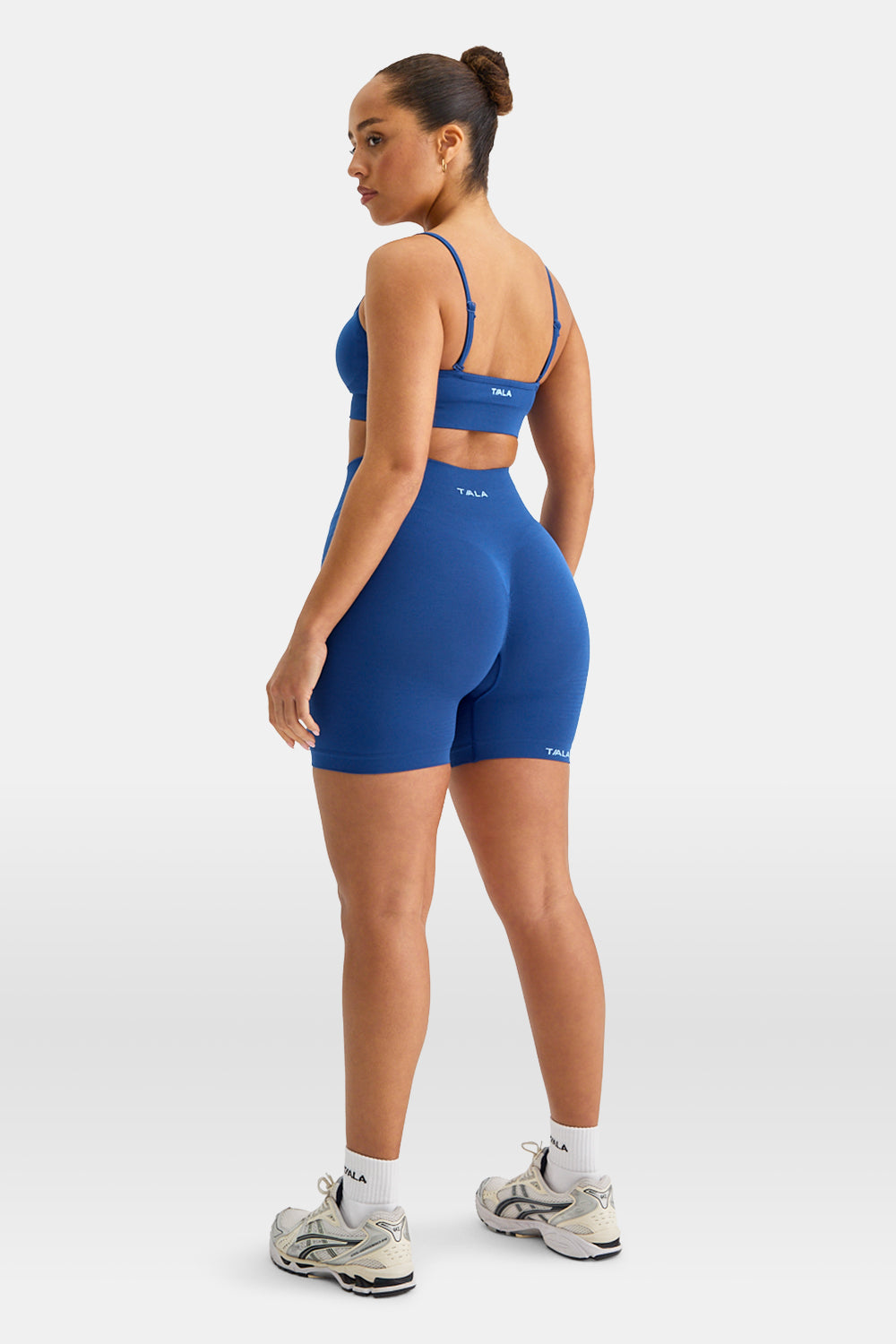 SCULPT SEAMLESS SCRUNCH CYCLING SHORTS - COBALT BLUE