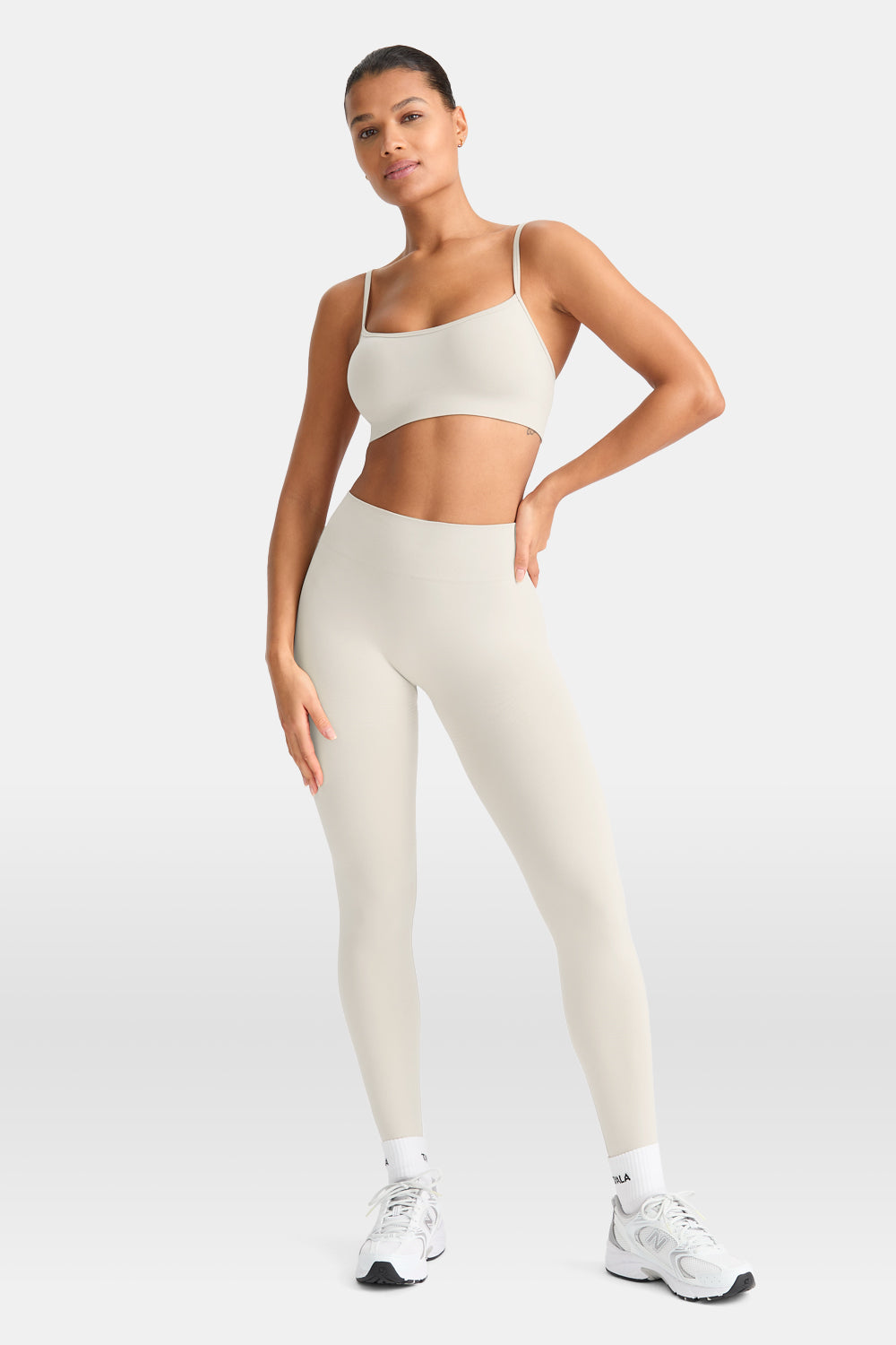 SCULPT SEAMLESS BANDEAU SPORTS BRA - CHAI MARL