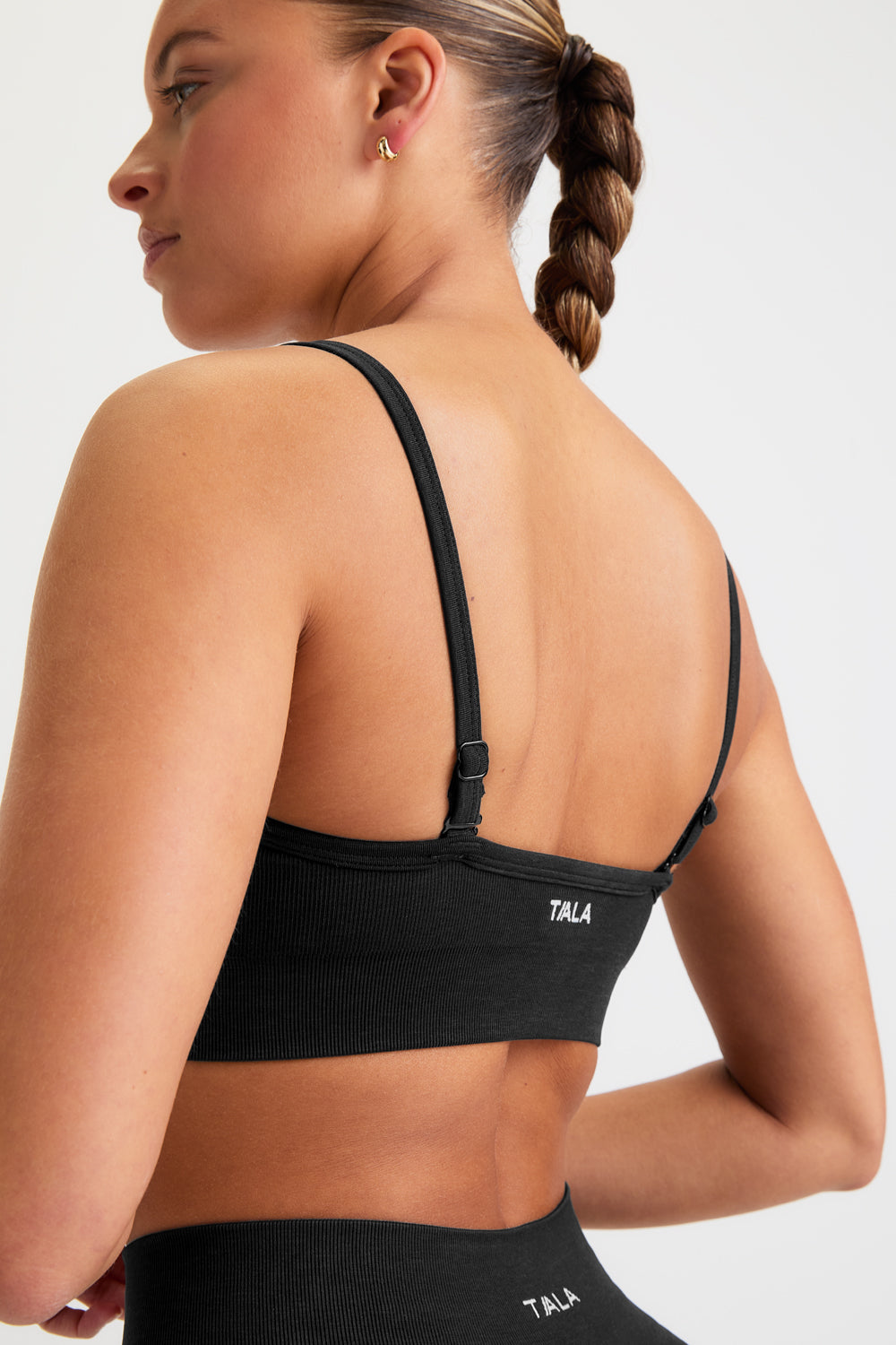 SCULPT SEAMLESS BANDEAU SPORTS BRA - BLACK MARL