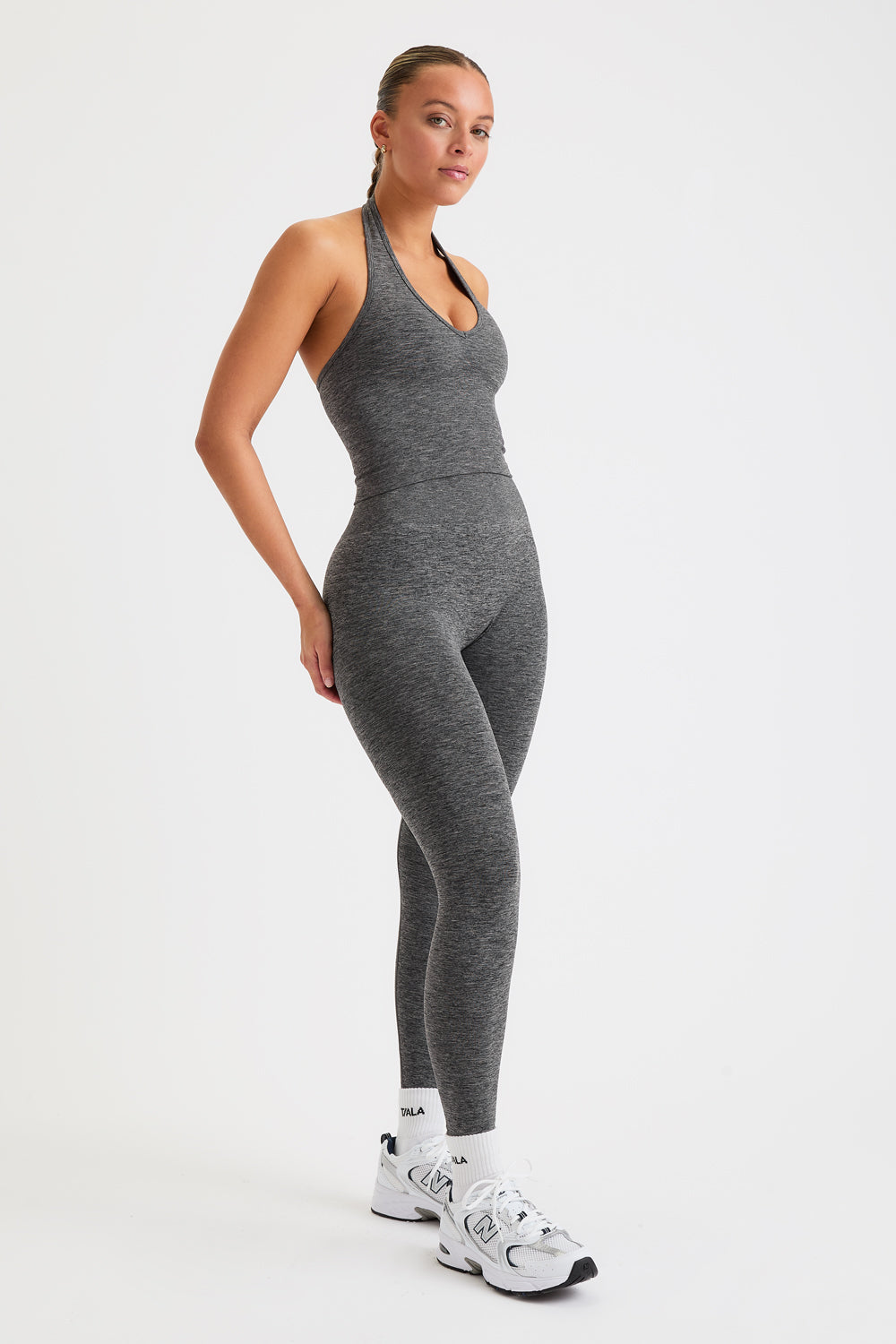 SCULPT SEAMLESS HALTER TANK - CHARCOAL MARL