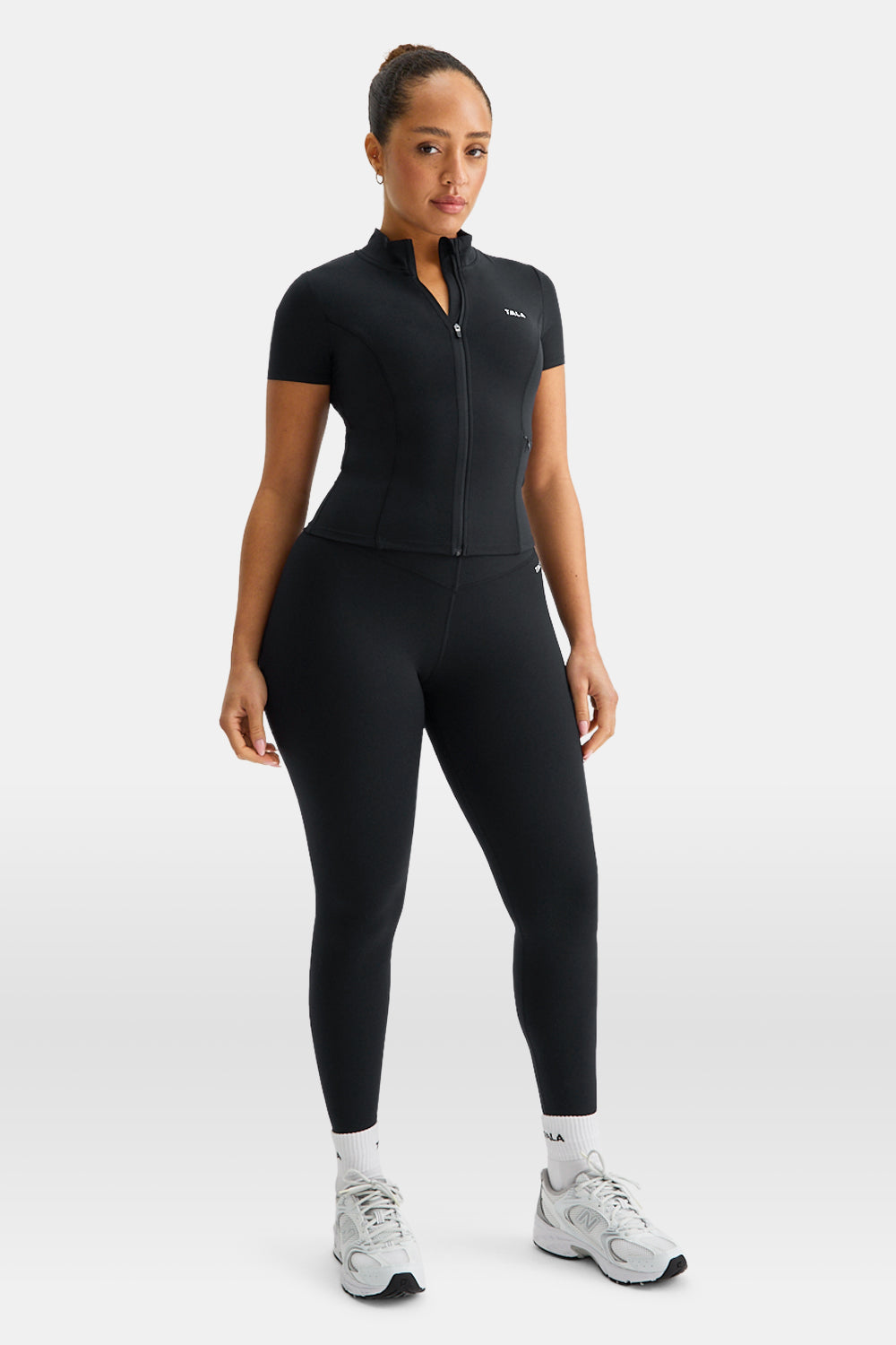 SKINLUXE SHORT SLEEVE ZIP THROUGH RUNNING TOP - SHADOW BLACK