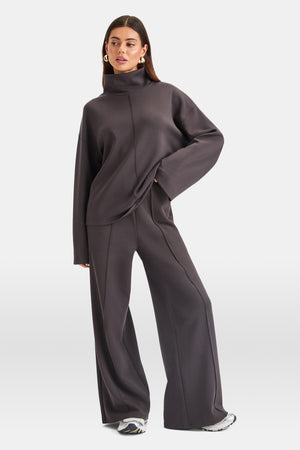 SOFTSMART ELEVATED WIDE LEG JOGGER - COCOA