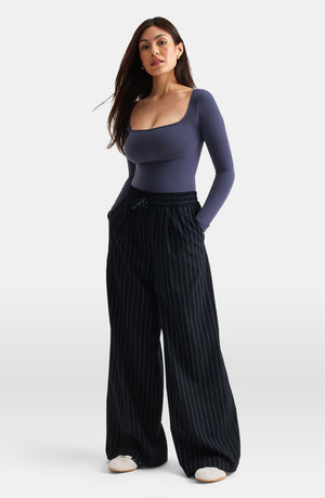 EVERYDAY TAILORING DRAWSTRING WIDE LEG TROUSERS - NAVY STRIPE