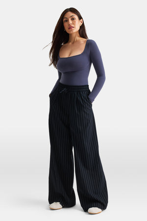 EVERYDAY TAILORING DRAWSTRING WIDE LEG TROUSERS - NAVY STRIPE