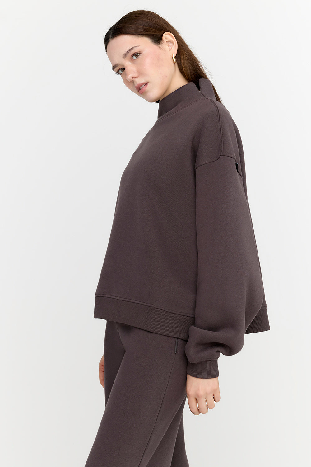 EVERYDAY LOOSE HEM MOCK NECK SWEATSHIRT - COOL ESPRESSO