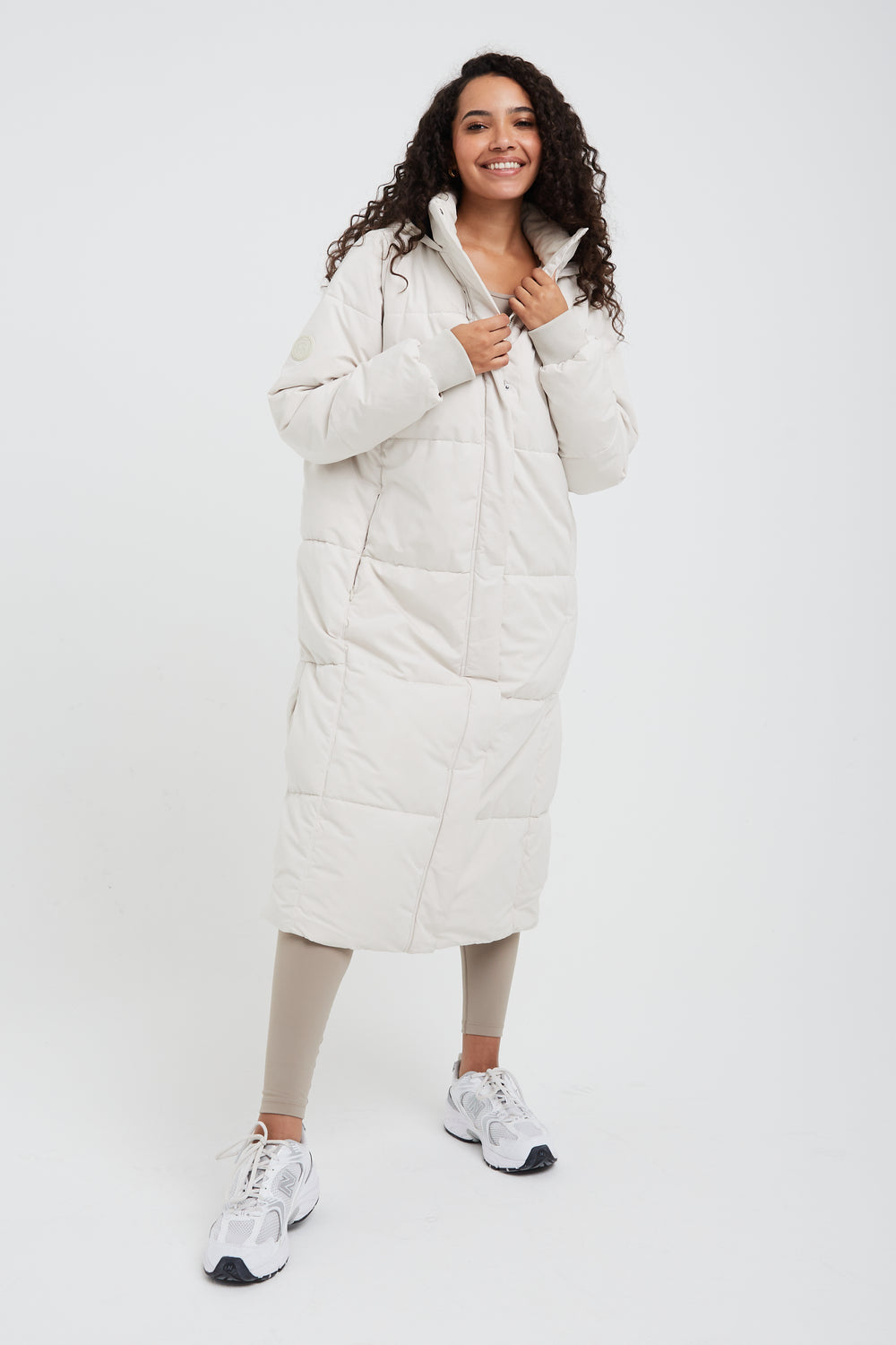 POLAR LONG LINE PUFFER COAT - OAT MILK