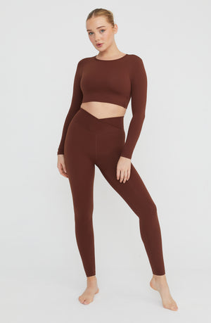 DAYFLEX OPEN BACK LONG SLEEVE TOP - WALNUT