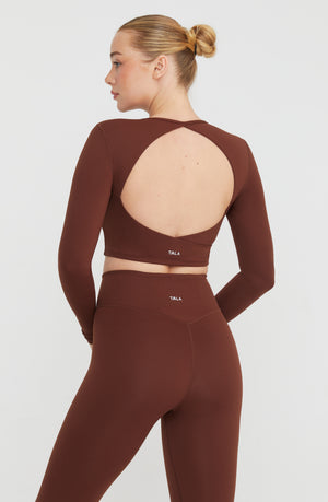 DAYFLEX OPEN BACK LONG SLEEVE TOP - WALNUT