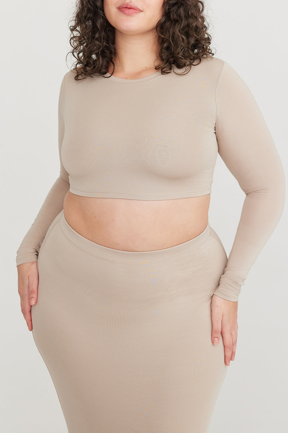 365 LONG SLEEVE CROP TOP - SAND