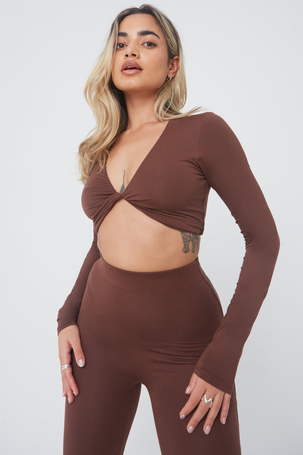 365 TWIST FRONT LONG SLEEVE CROP TOP - CHOCOLATE