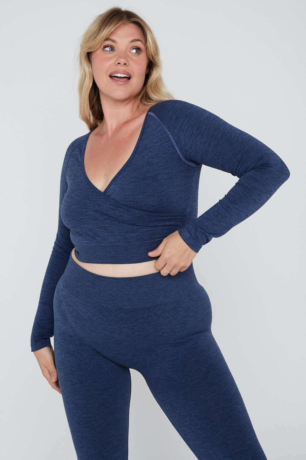 SCULPT SEAMLESS WRAP LONG SLEEVE CROP TOP - FRENCH NAVY MARL